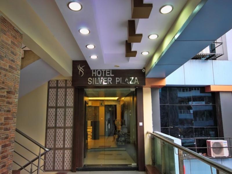 Hotel Silver Plaza Ahmedabad Esterno foto